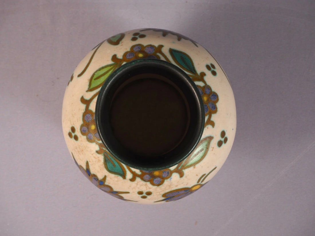 1921 Gouda PZH Royal Zuid-Holland Candia Vase Jug White Matte Antique - 4