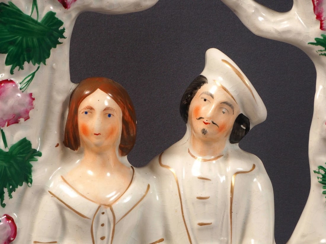 STAFFORDSHIRE Antique Figurine couple Wedding love color 19th century England - 3