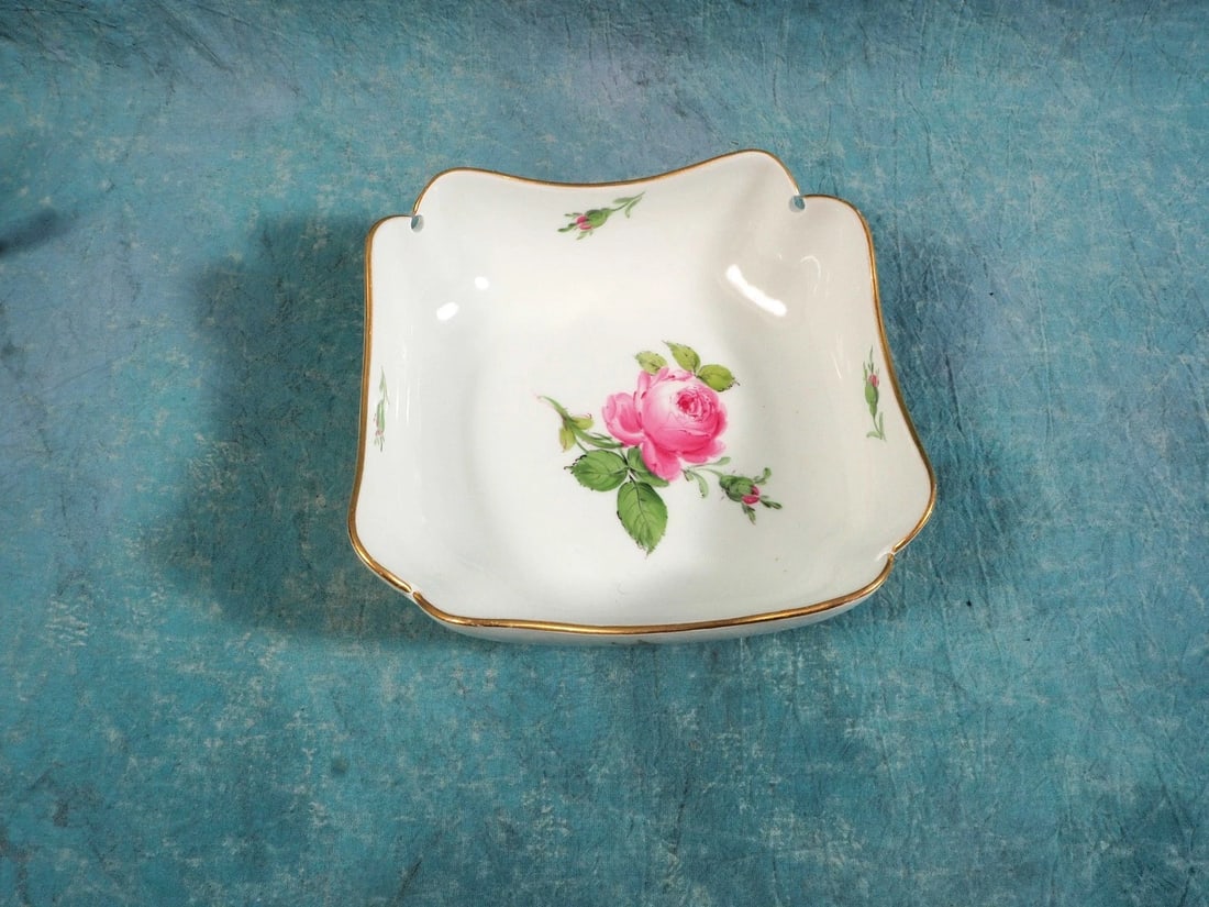 RARE MEISSEN Pink Rose Square Serving Bowl Ruffled Keyhole Corners Germany - 4