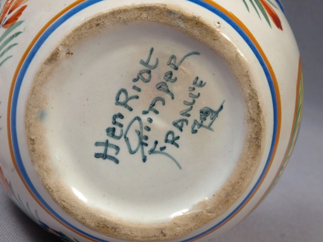 Vintage HENRIOT QUIMPER 5-finger tulip bud Vase Flower girl France 1972 - 6