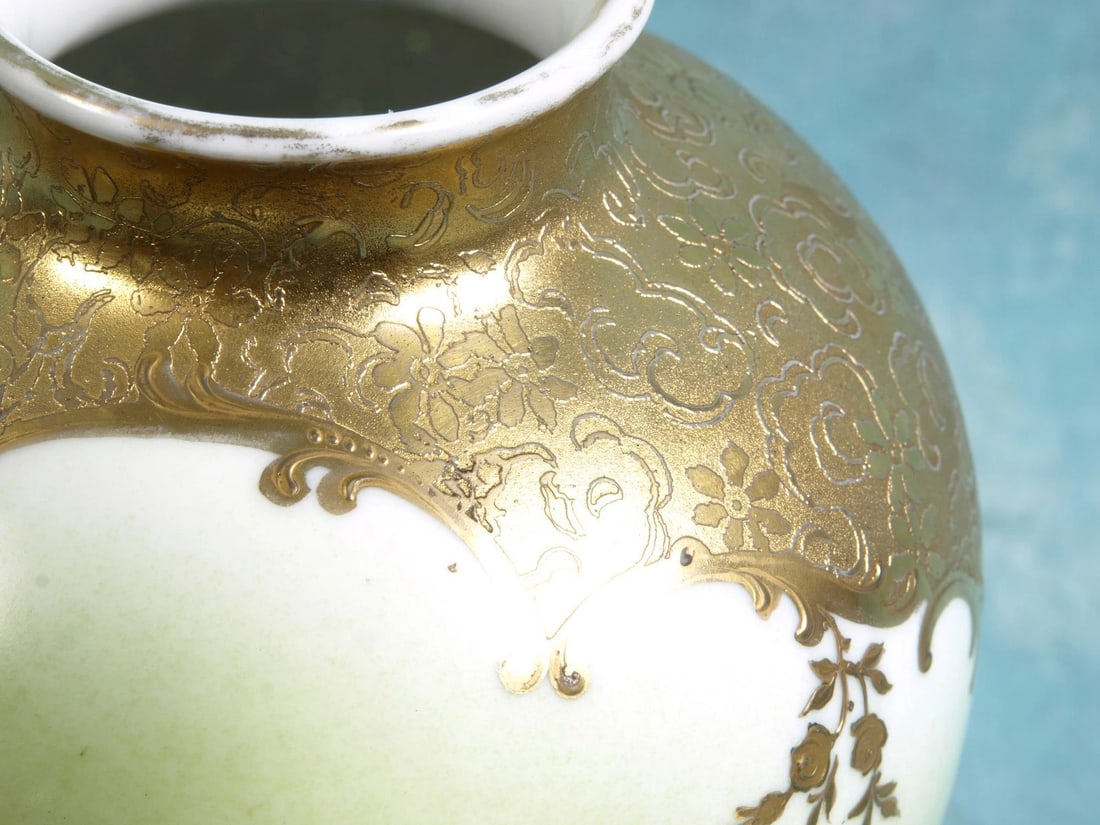 Royal Bayreuth Austria Bavaria Antique Portrait Vase Gold Gild Cream Girl RARE - 6