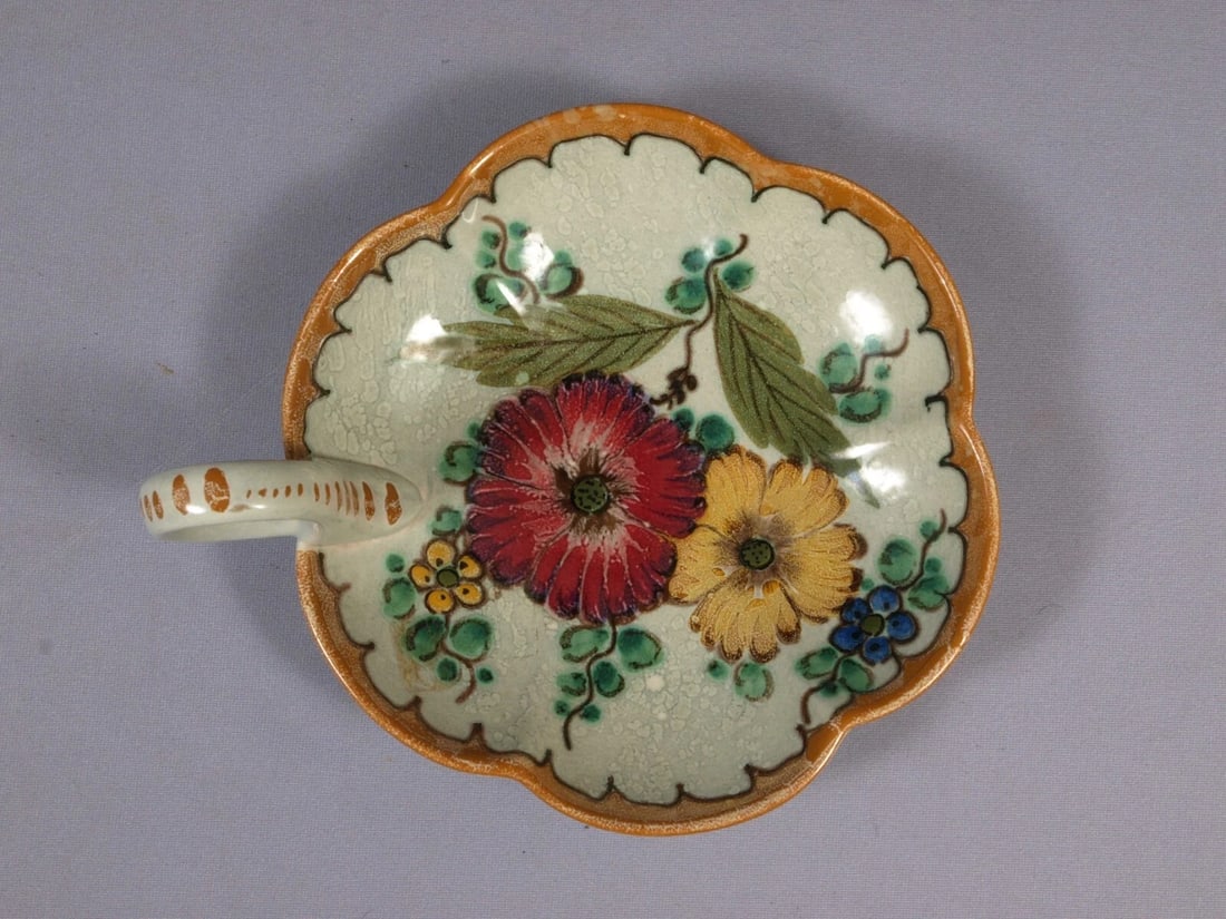 Royal Zuid-Holland Gouda Handled Scalloped Candy Dish Nappy Ares Antique - 3