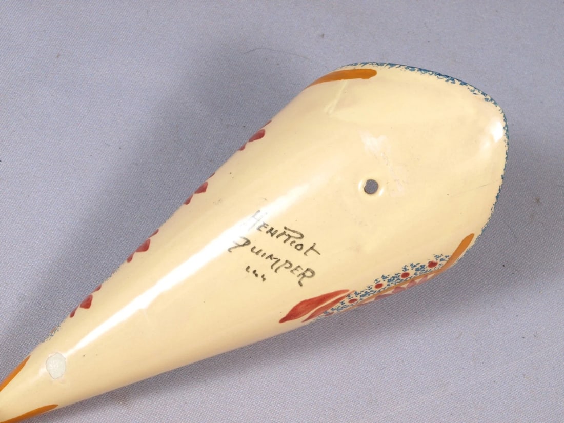 Vintage HENRIOT QUIMPER French Faience Wall Flower pocket Vase Cone France - 5