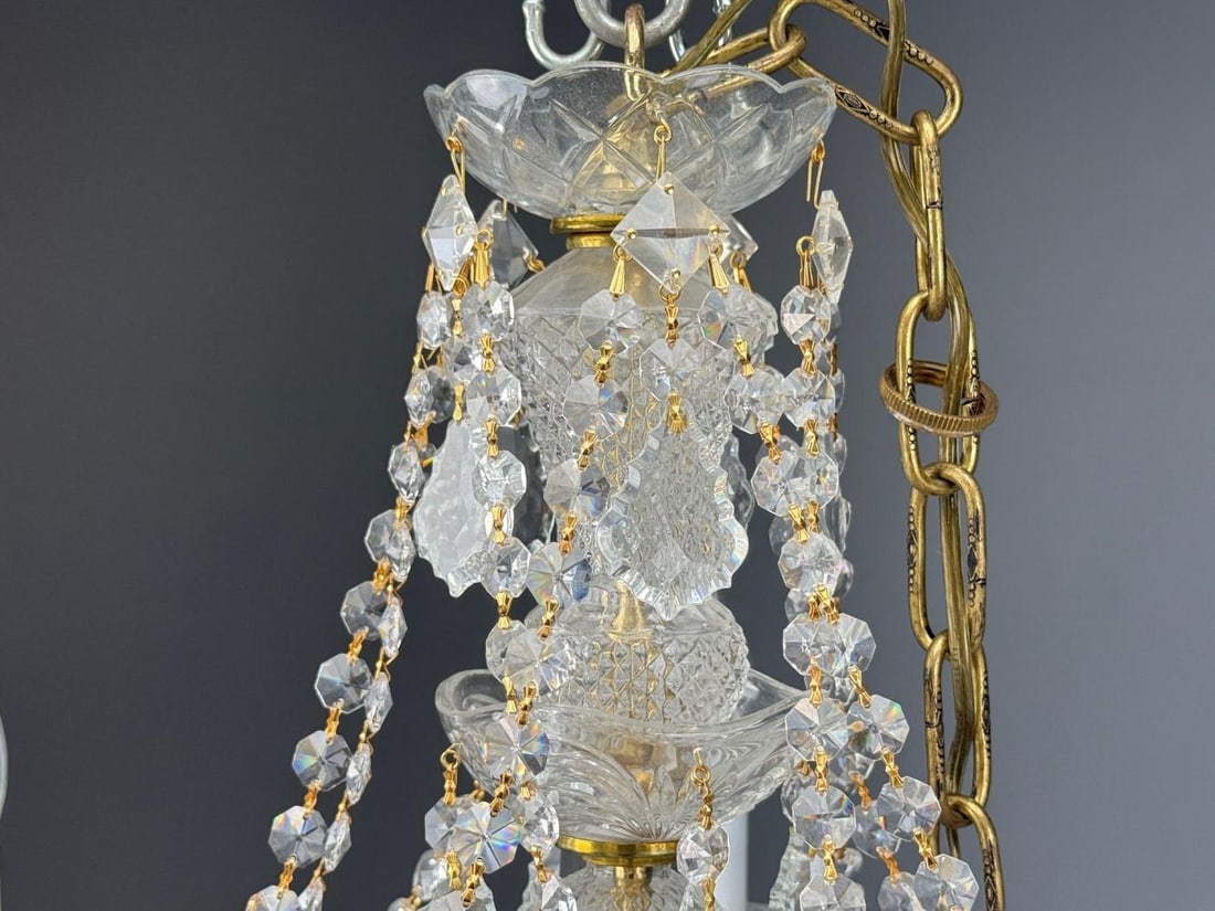 Venetian Style, Large Chandeliers, Brass, Crystal, Italy, 1960s - 9