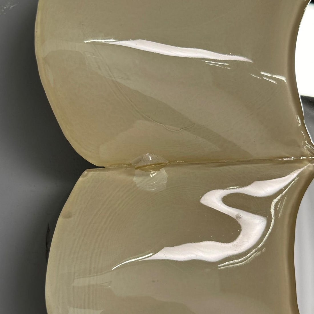 Modern Ruffle Wall Mirrors, White Murano Glass, Brass, Italy, 21st c. - 12