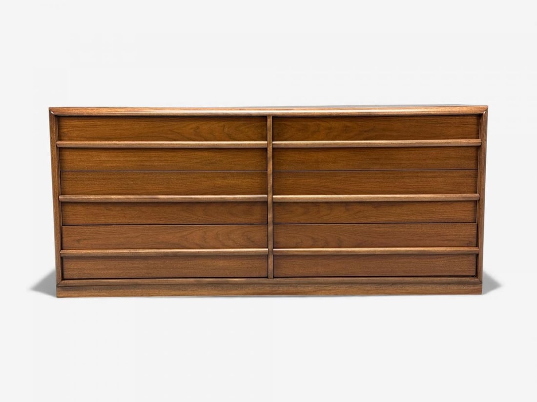 T.H. Robsjohn-Gibbings, American Modern, Walnut, Dresser, USA 1960s - 2