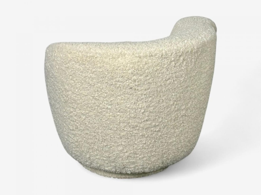 Vladimir Kagan Style, White Boucle, Nautilus Style Swivel Chairs, USA, 1970s - 8