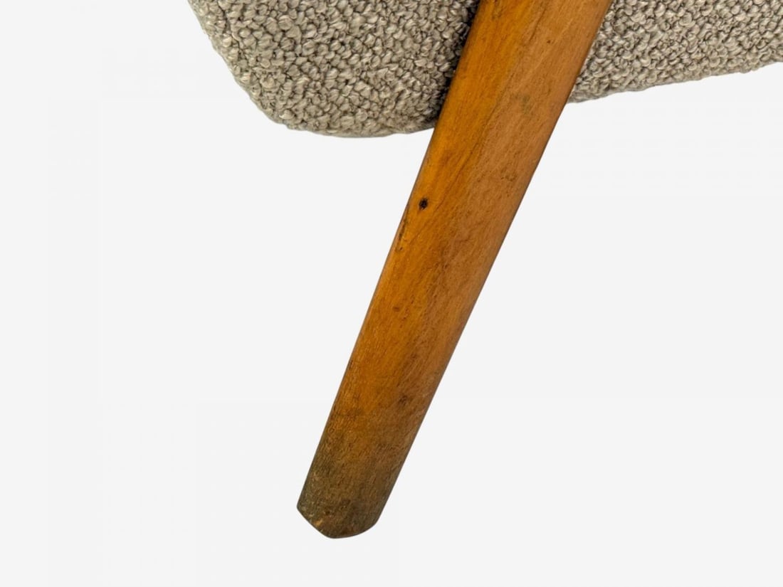 Italian Modern, Beige Boucle, Wood, Sculptural Lounge Chairs, Italy, 1960s - 11