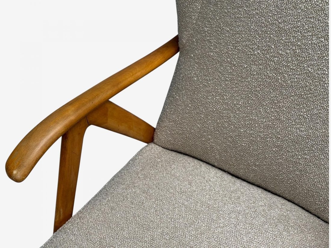 Italian Modern, Beige Boucle, Wood, Sculptural Lounge Chairs, Italy, 1960s - 5