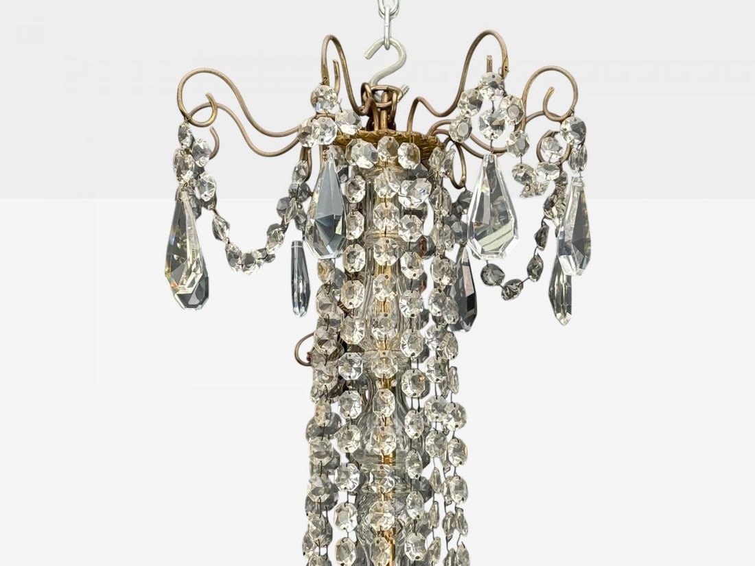 Louis XVI Style, Bronze, Crystal, Thirty-Light Chandelier, France, 19th/20th c. - 4
