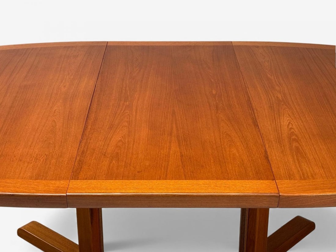 Skovby Møbelfabrik, Danish Modern, Teak Expandable Dining Table, Denmark, 1960s - 11
