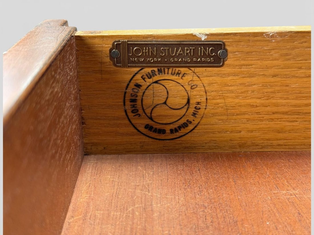 Paul Frankl, Rare Nightstands, Mahogany, Rock Maple, Brass, Leather, USA, 1950s - 11