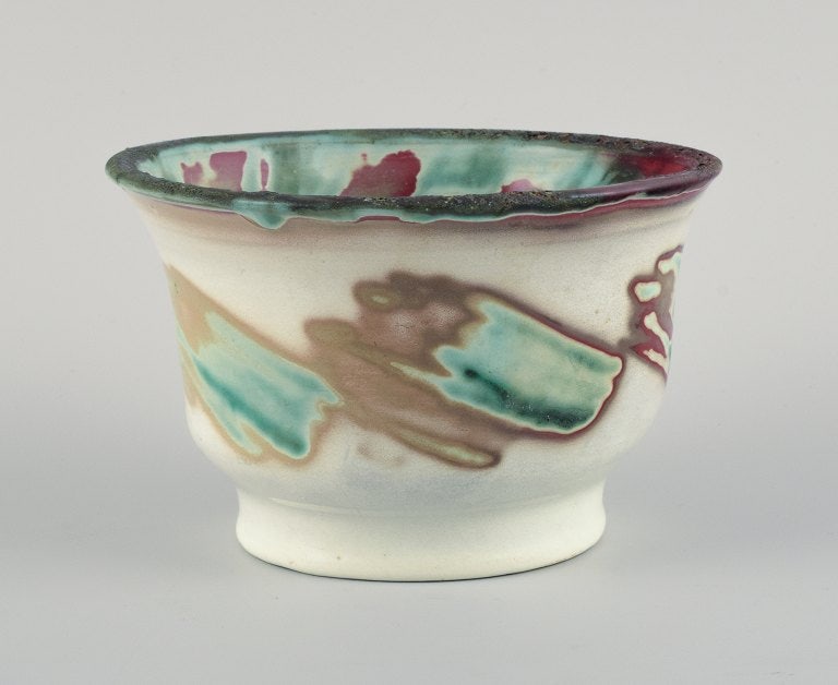 European studio ceramicist. Unique ceramic bowl in raku-fired (1 of 6)
