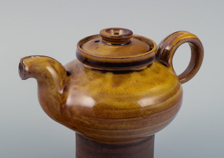 Kähler, small teapot in uranium glaze. - 5
