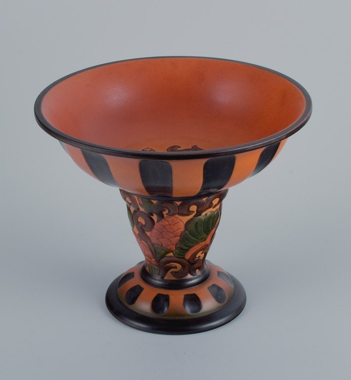 Ipsens, Denmark, Art Nouveau faience compote, decorated with foliage and flowers. - 2