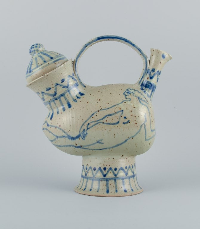 French potter, large unique ceramic jug in Greek style. (1 of 8)