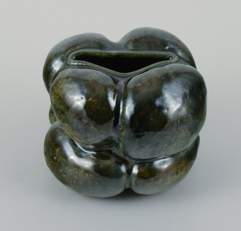 Christina Muff, Danish contemporary ceramicist (b. 1971). Organic shaped vessel glazed with shiny - 3