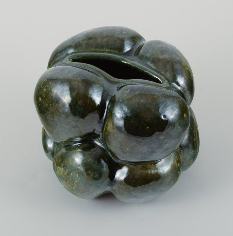 Christina Muff, Danish contemporary ceramicist (b. 1971). Organic shaped vessel glazed with shiny - 5