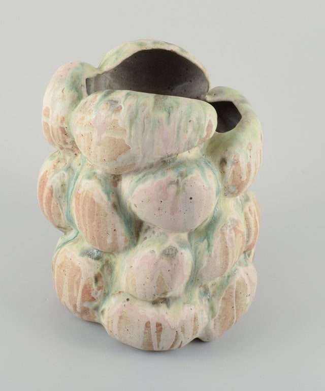 Christina Muff, Danish contemporary ceramicist (b. 1971). Monumental organically shaped vase. This - 4