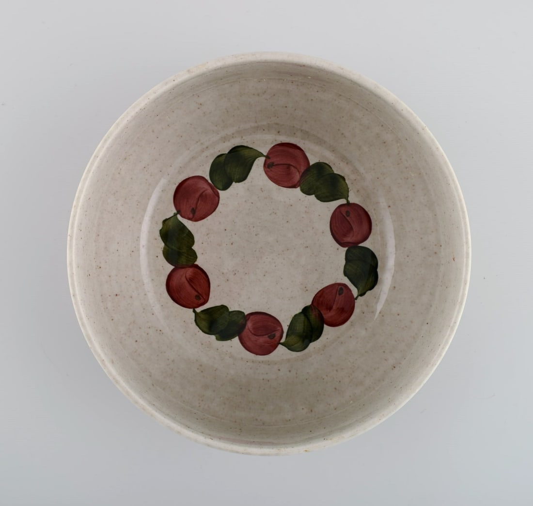 Jackie Lynd for Rörstrand. Five parts Birgitta tableware in hand-painted glazed stoneware. - 4