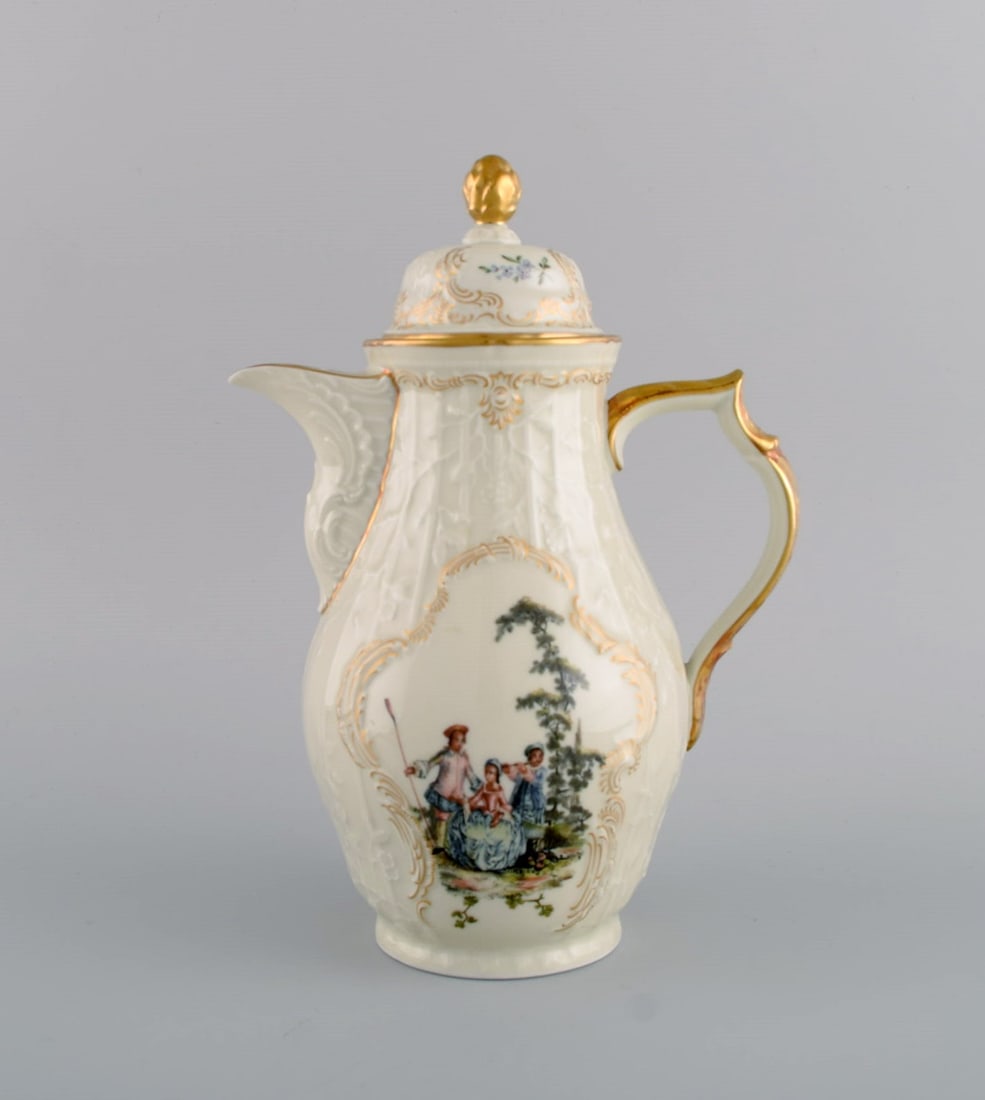 Rosenthal Classic Rose coffee service for six people in hand-painted porcelain with romantic scenes. - 2