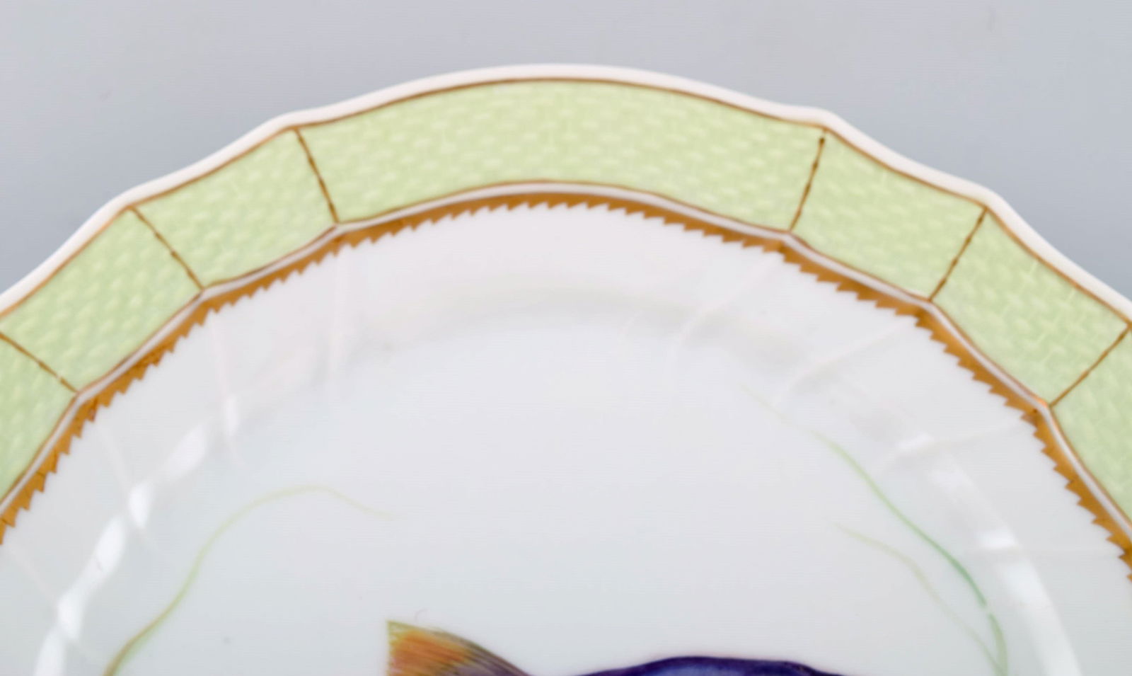 Royal Copenhagen fish plate with green edge, gold decoration and fish motif. Model 919/1710. - 3