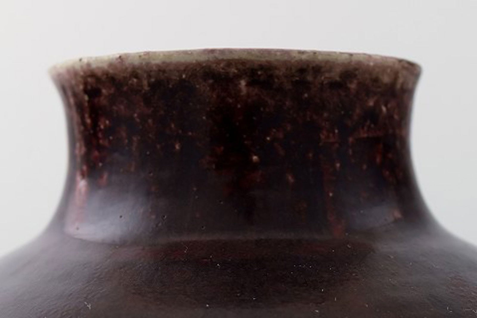 Royal Copenhagen Kresten Bloch unique oxblood glaze stoneware vase. - 5