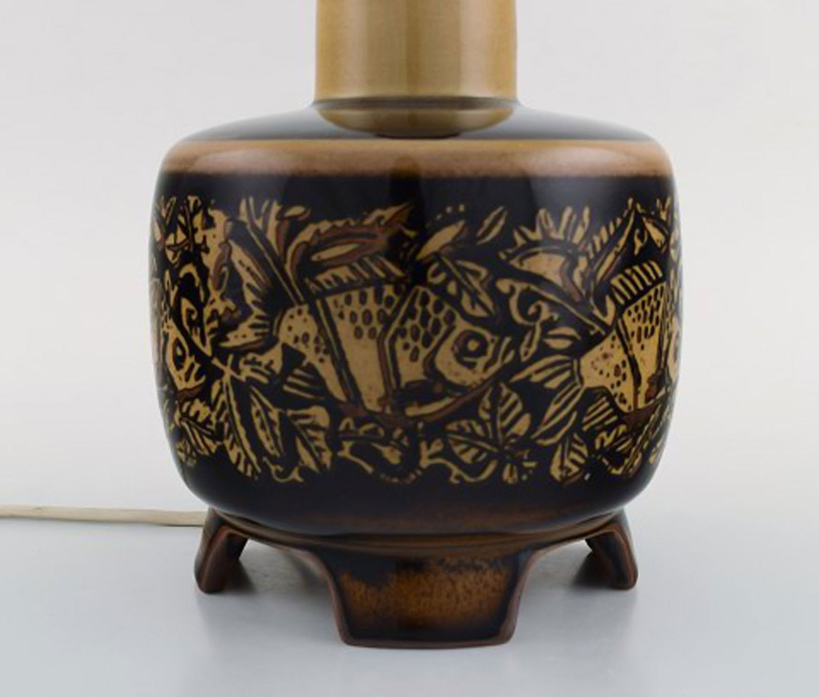 Nils Thorsson (1898-1975) for Royal Copenhagen. Two stoneware table lamps mounted on four feet - 5