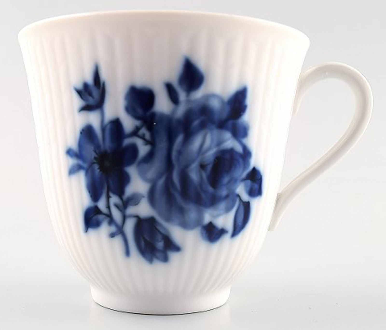 12 p. Rörstrand Blue rose mocha service. - 4