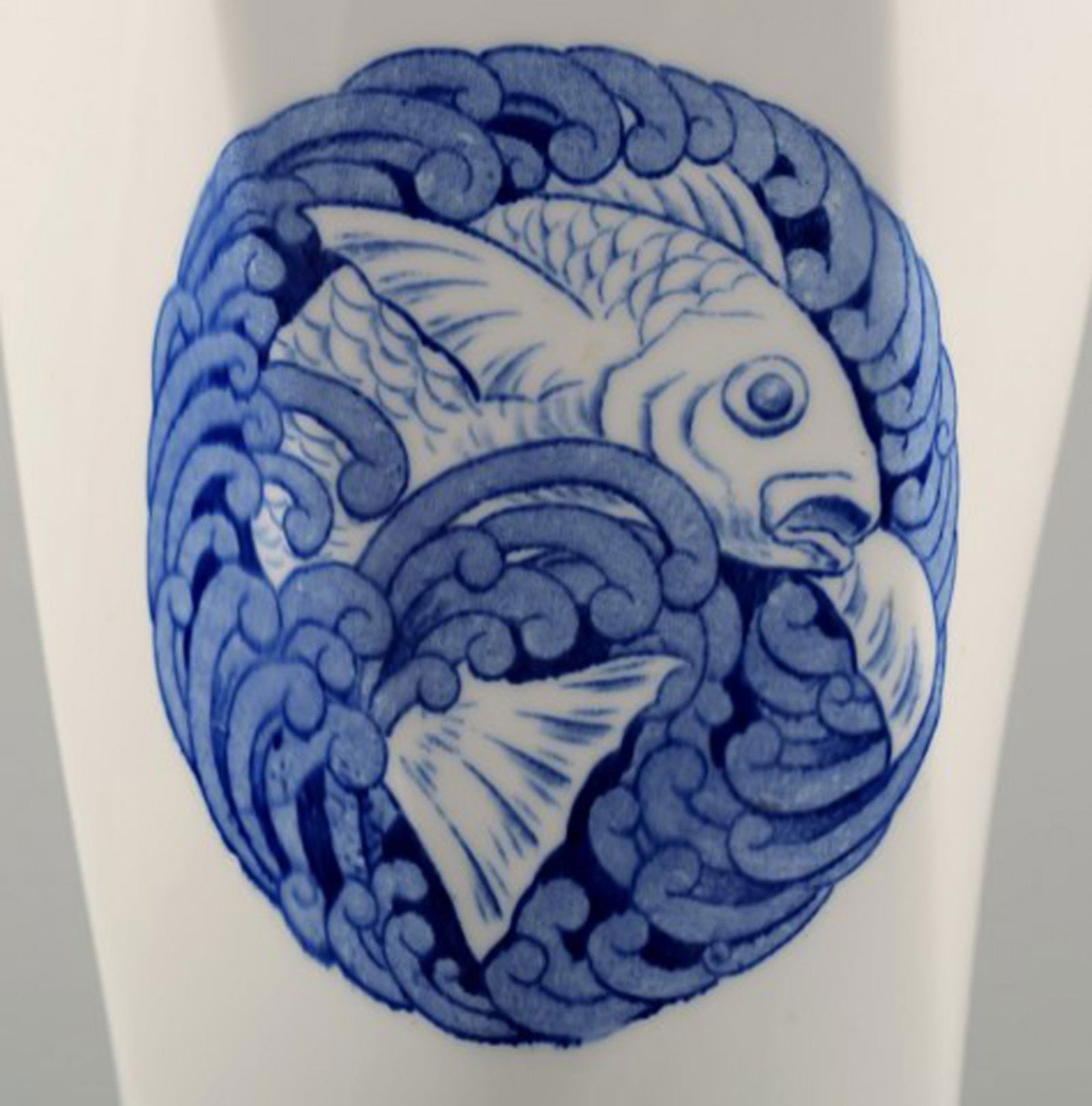 Rörstrand, large vase in faience decorated with fish. - 2