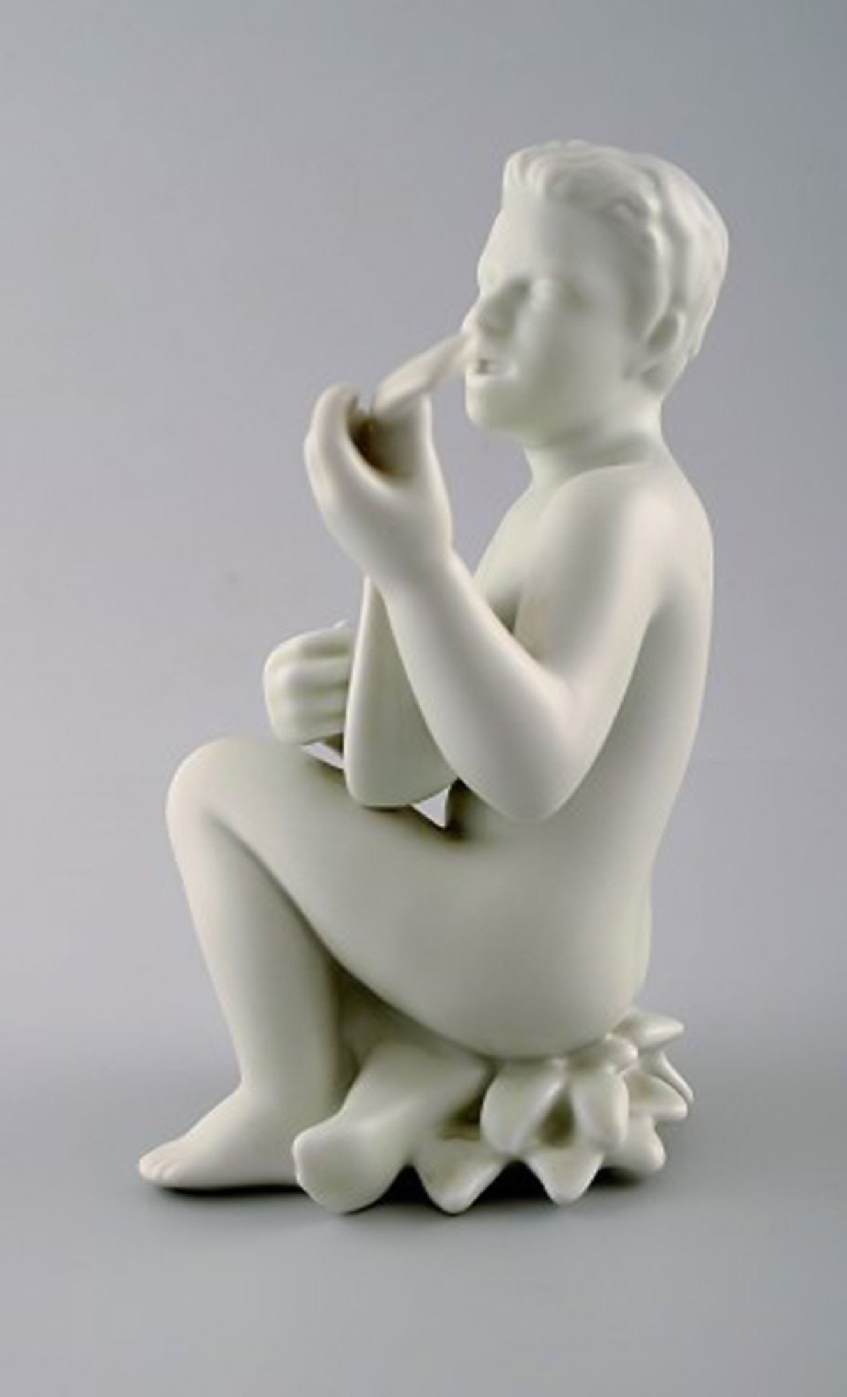 Harald Salomon for Rörstrand, blanc de chine / white glazed figure. - 2