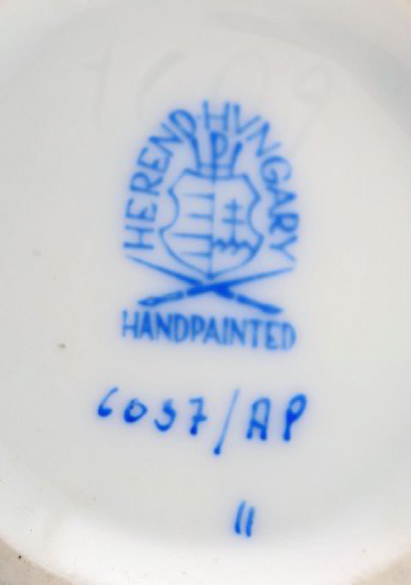 8 Herend, Hungary lidded vases / vases / dishes decorated with flowers, gold rim, porcelain. - 6