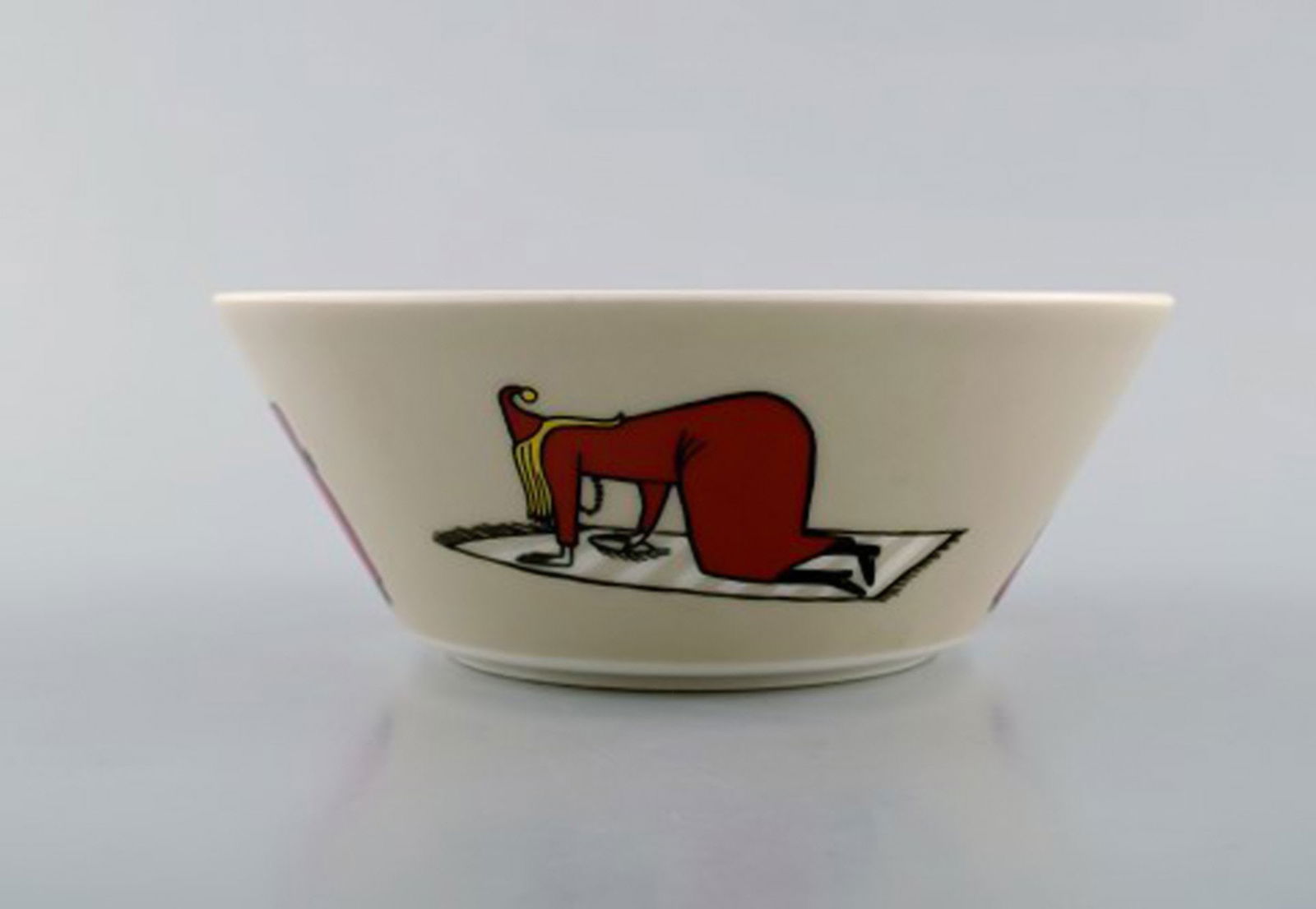 Arabia, Finland. Three porcelain bowls with motifs from "Moomin". Late 20th century. - 5