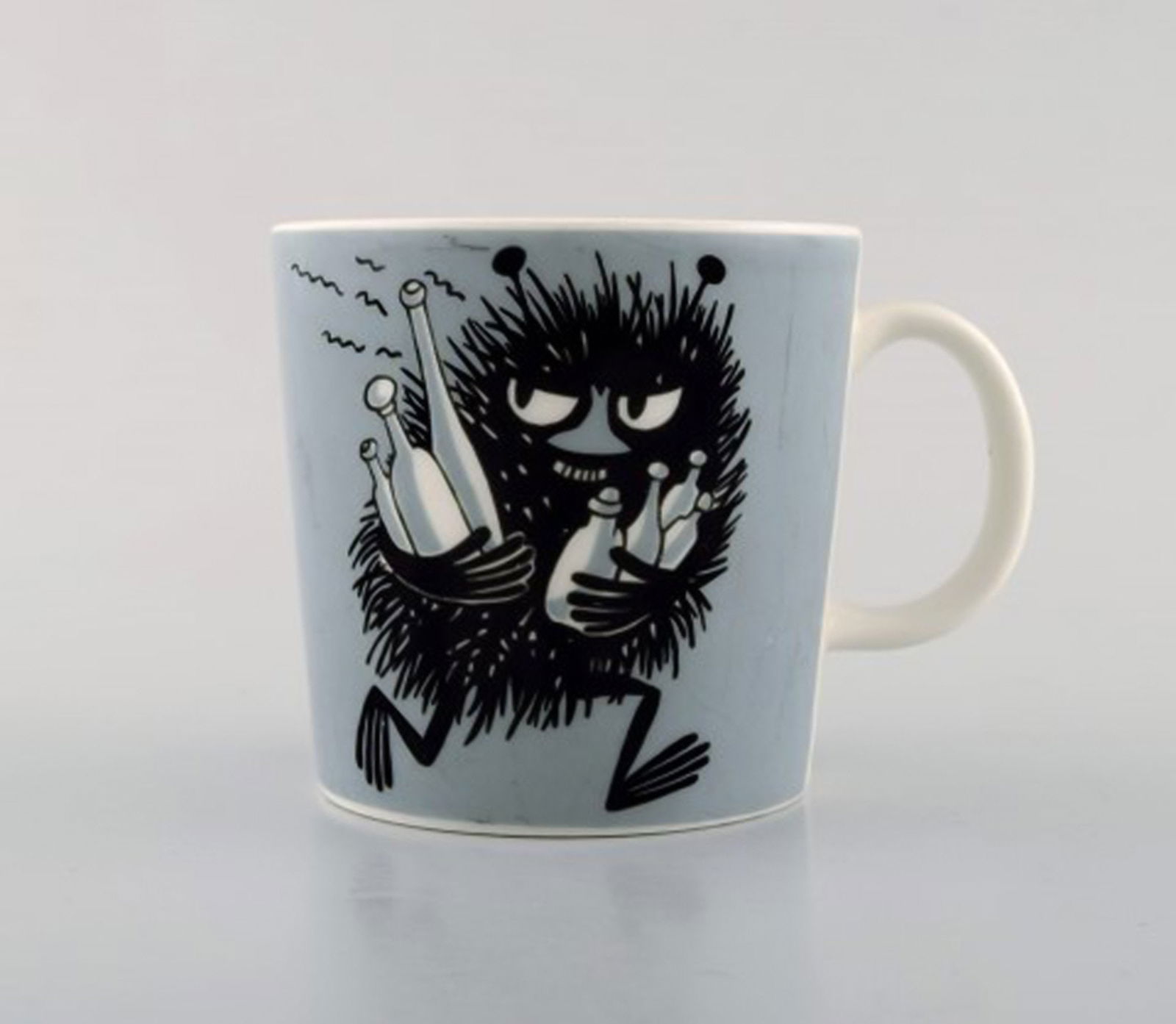 Arabia, Finland. Two cups in porcelain with motifs from "Moomin". Late 20th century. - 2