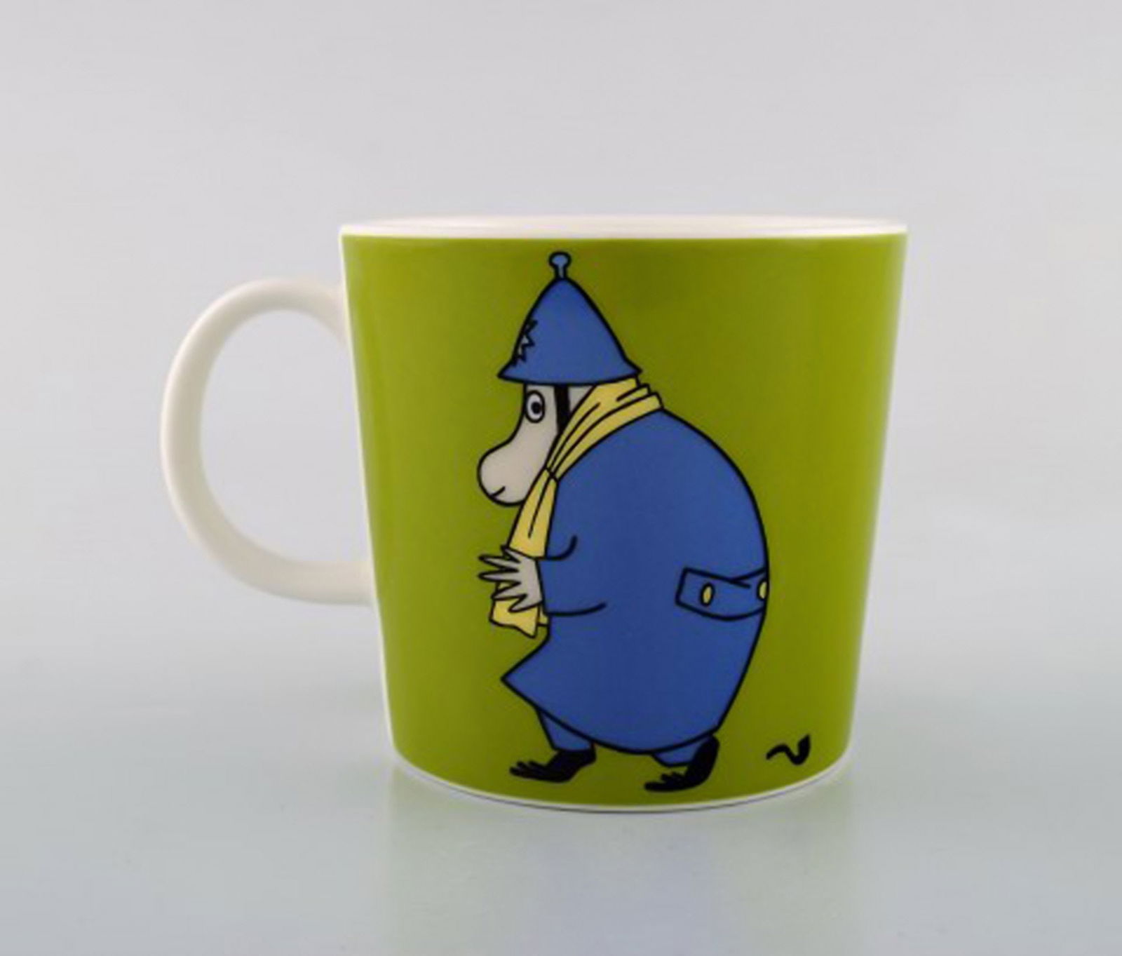 Arabia, Finland. Two cups in porcelain with motifs from "Moomin". Late 20th century. - 3