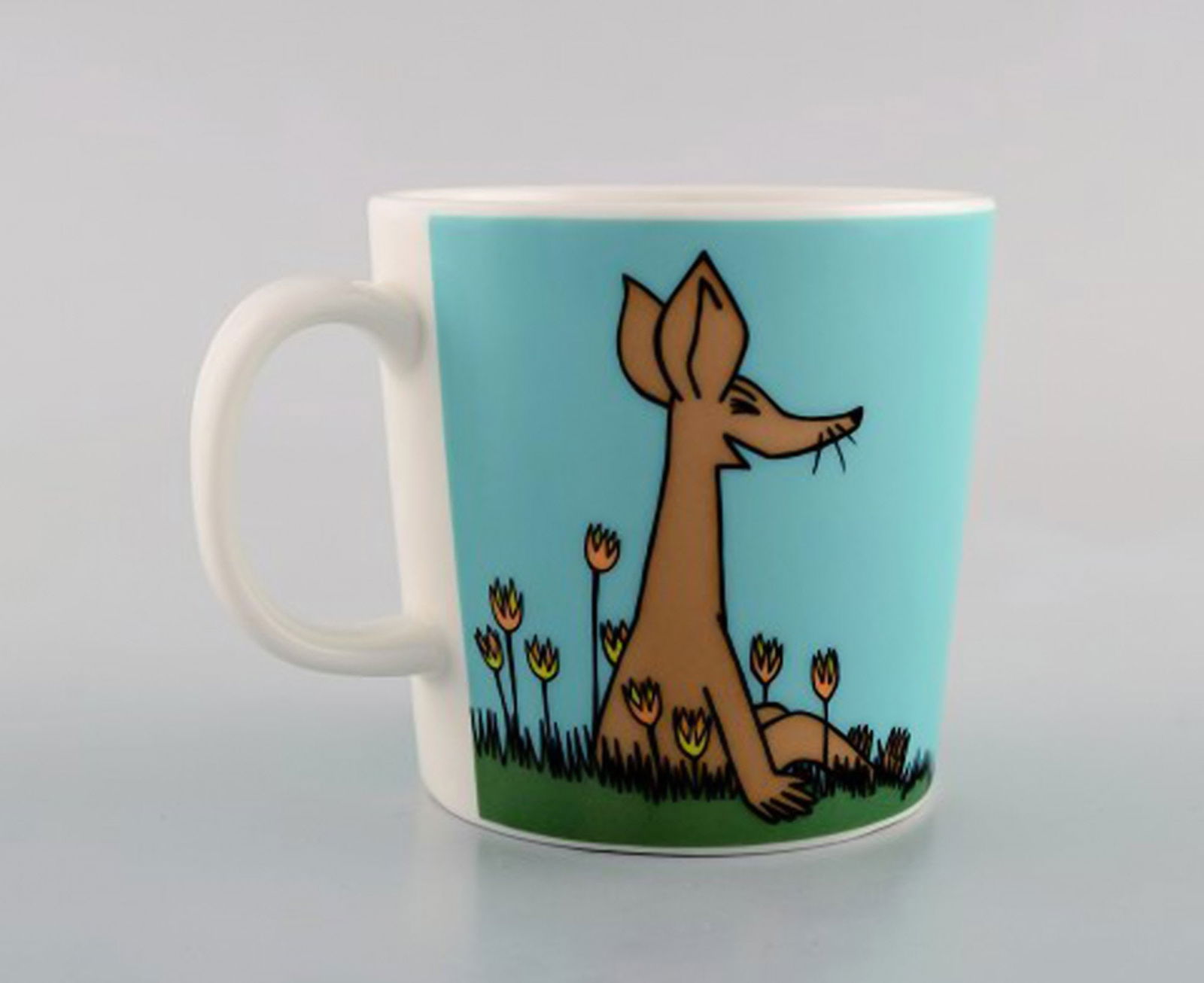 Arabia, Finland. Two cups in porcelain with motifs from "Moomin". Late 20th century. - 5