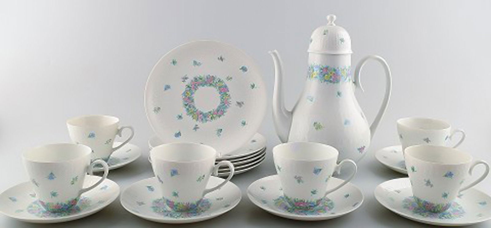 Rosenthal studio line, Wiinblad. 6 persons coffee service with floral decoration. - 2