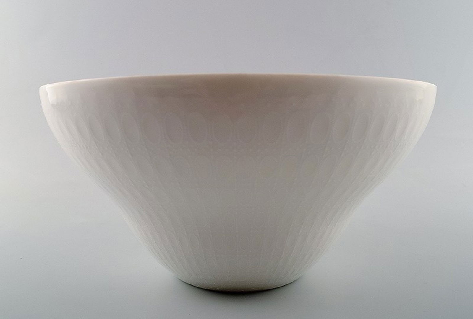Rosenthal Bjorn Wiinblad bowl. (1 of 4)