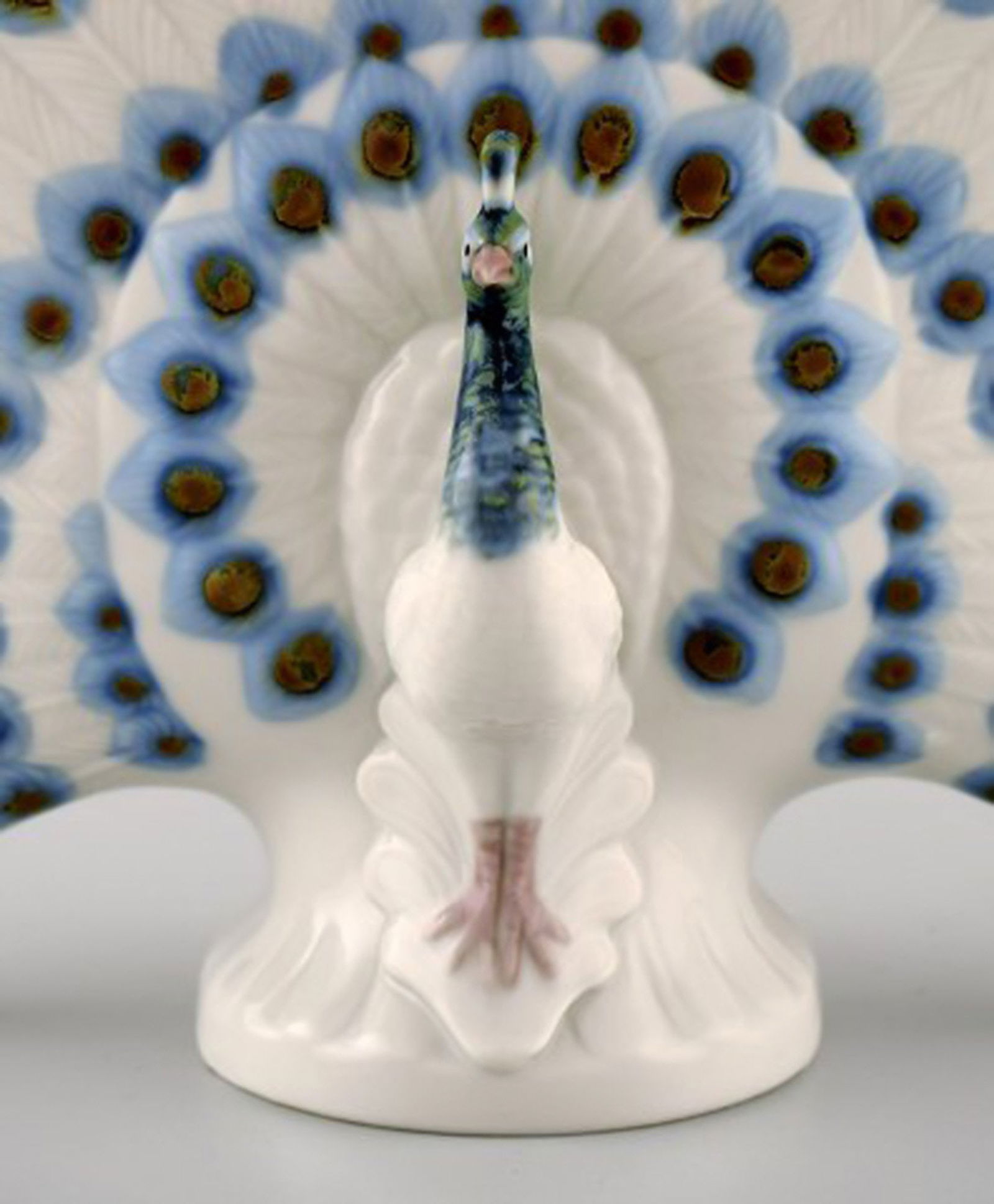 Lladro, Spain. Large vase with peacoks in glazed porcelain. 20th century. - 3