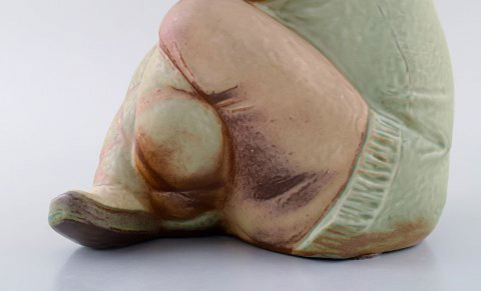 Lladro, Spain. Large sculpture in glazed ceramics. Eskimo girl. 1980s. - 3