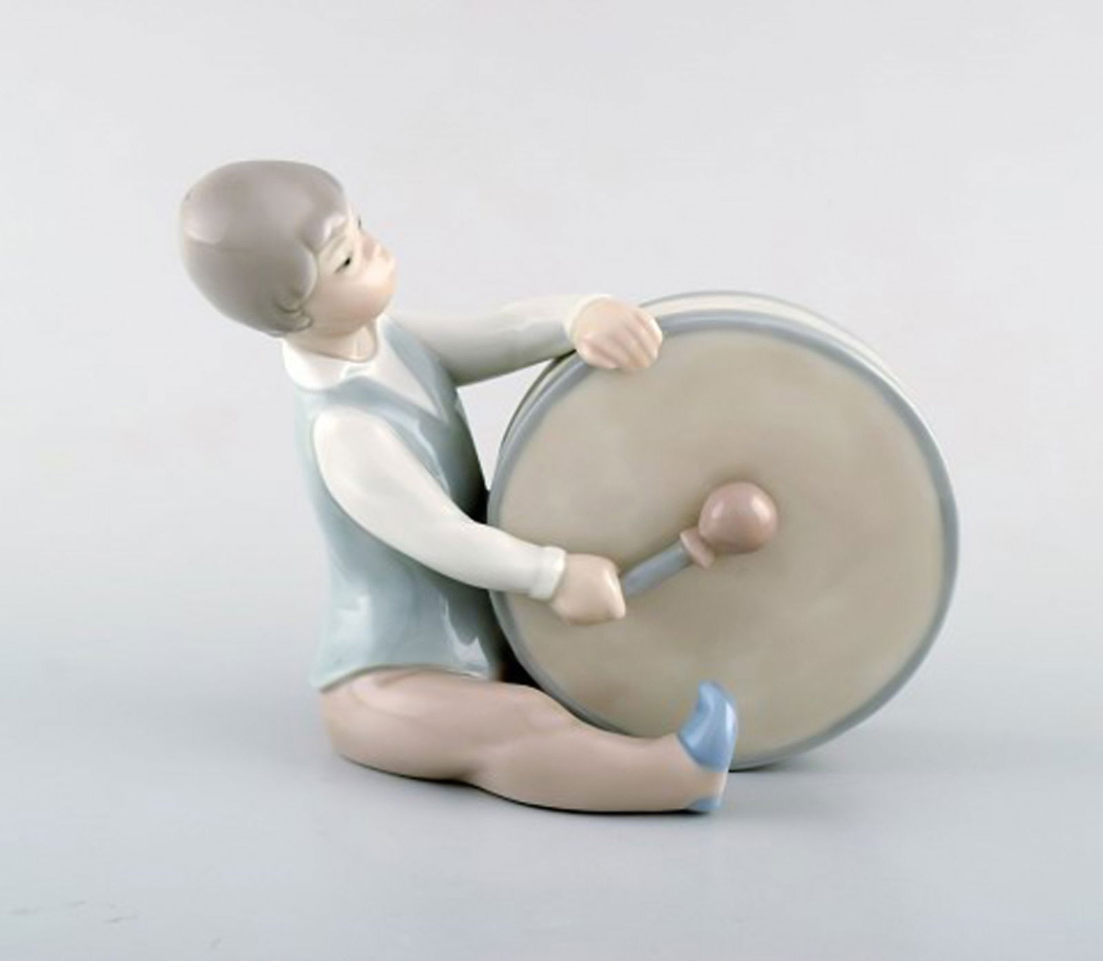 Lladro, Spain. Four porcelain figurines. Children with instruments. 1980's. - 2