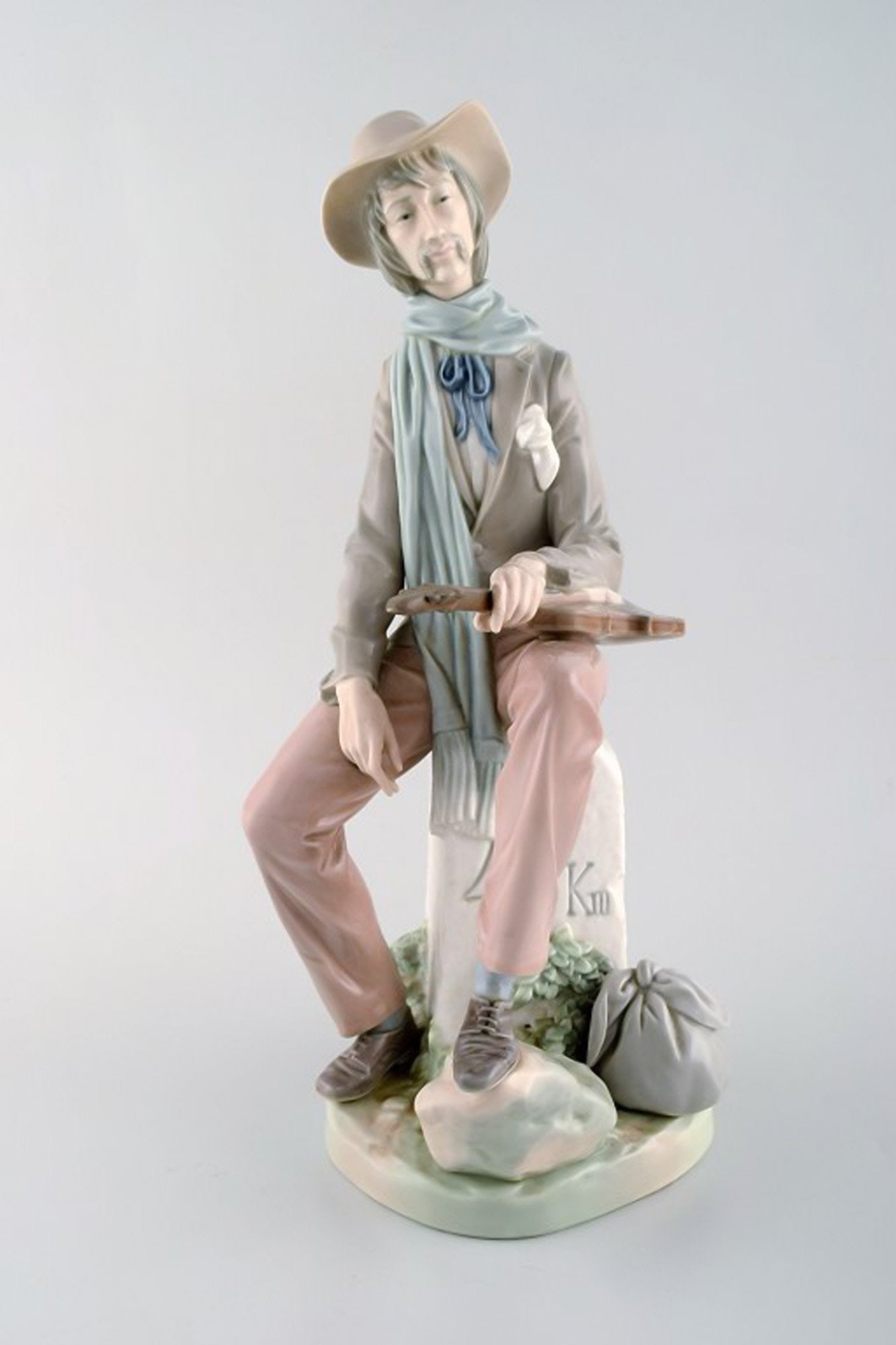 Lladro, Spain. Large porcelain figure. Troubadour. 1980 / 90's. (1 of 8)