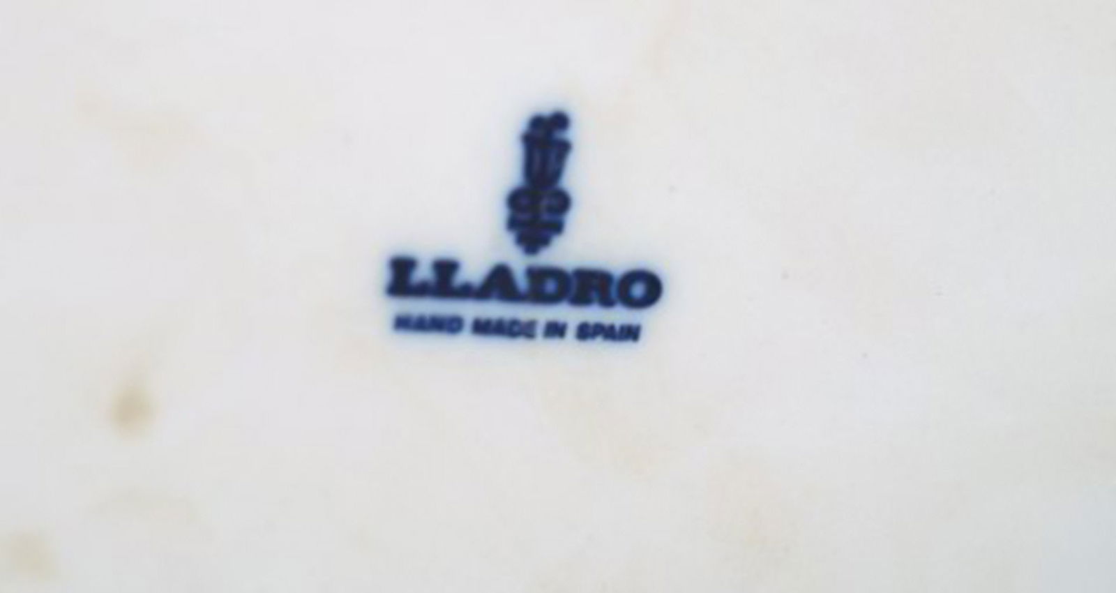 Lladro, Spain. Large porcelain figure. Troubadour. 1980 / 90's. - 8