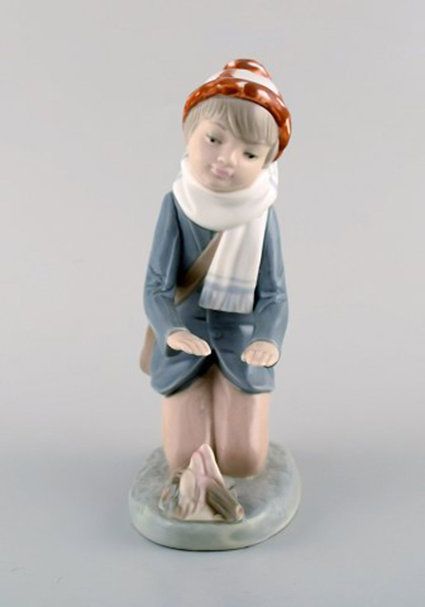 Lladro, Tengra and Zaphir, Spain. Four porcelain figurines of children. 1980 / 90's. - 2