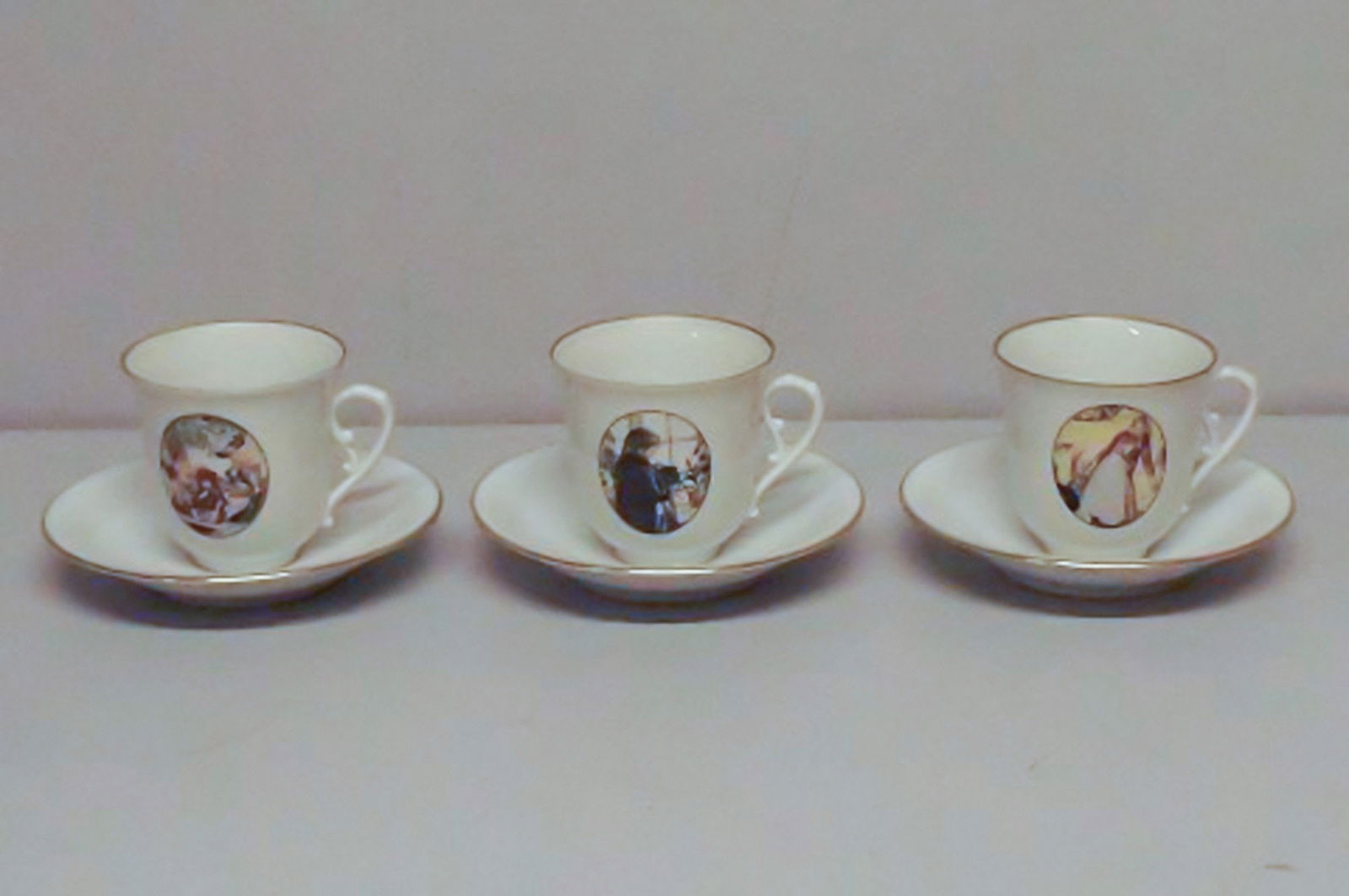 15 p. B & G coffee service. Designs after Carl Larsson's famous paintings. - 2