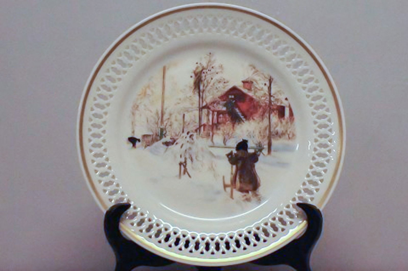 15 p. B & G coffee service. Designs after Carl Larsson's famous paintings. - 8