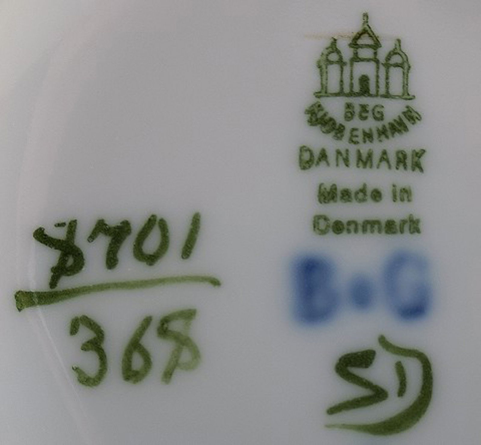 Large B & G, Bing & Grondahl vase, dune landscape. - 4