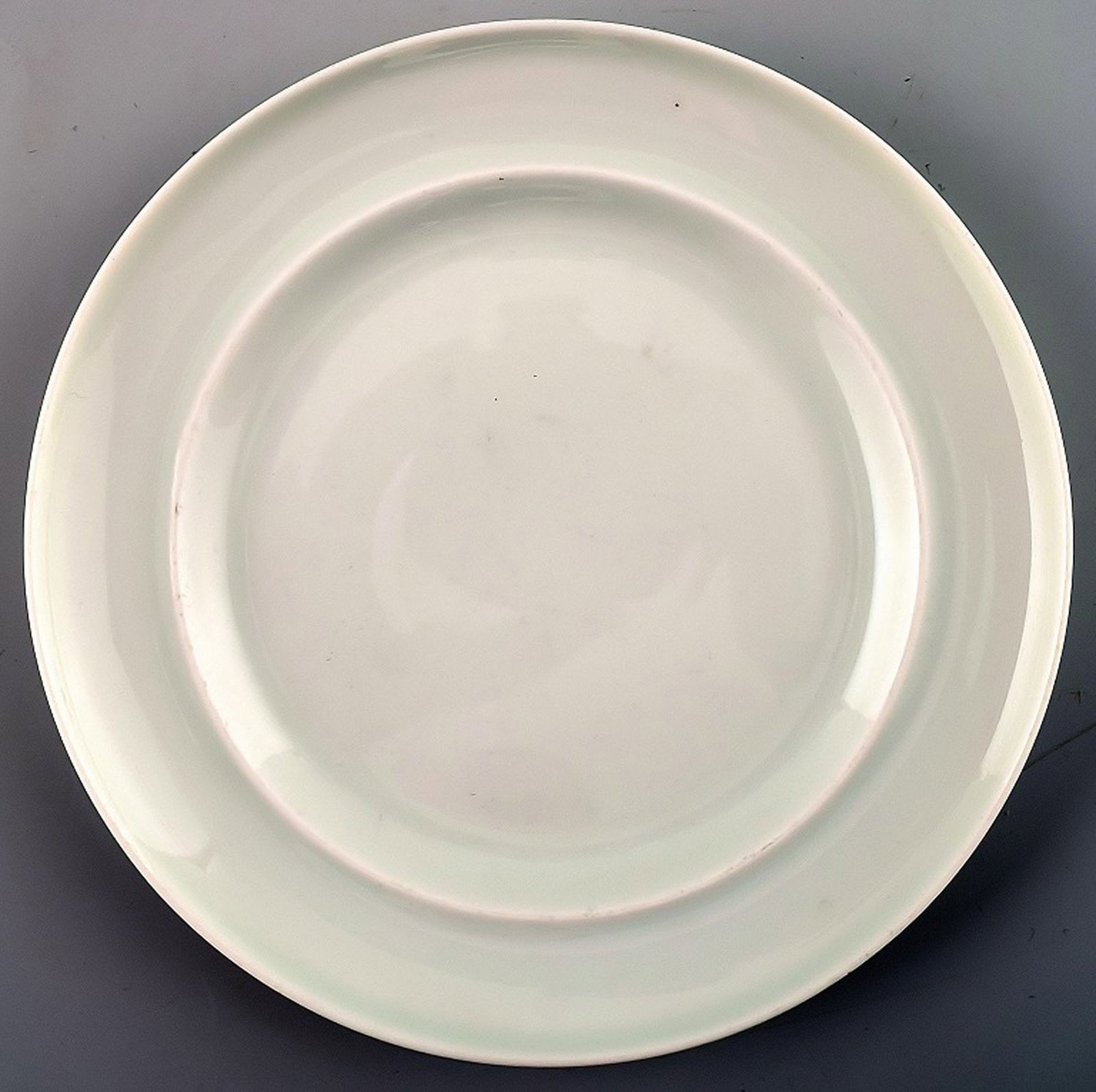 Bing & Grondahl, b&g White Koppel, Dessert Plates. 6 pcs. in stock.: Title: Bing & Grondahl, b&g White Koppel, Dessert Plates. 6 pcs. in stock. Description: 6 plates Bing & Grondahl, b&g White Koppel, Dessert Plates. Designed by Henning Koppel. Decoration number 28a. D