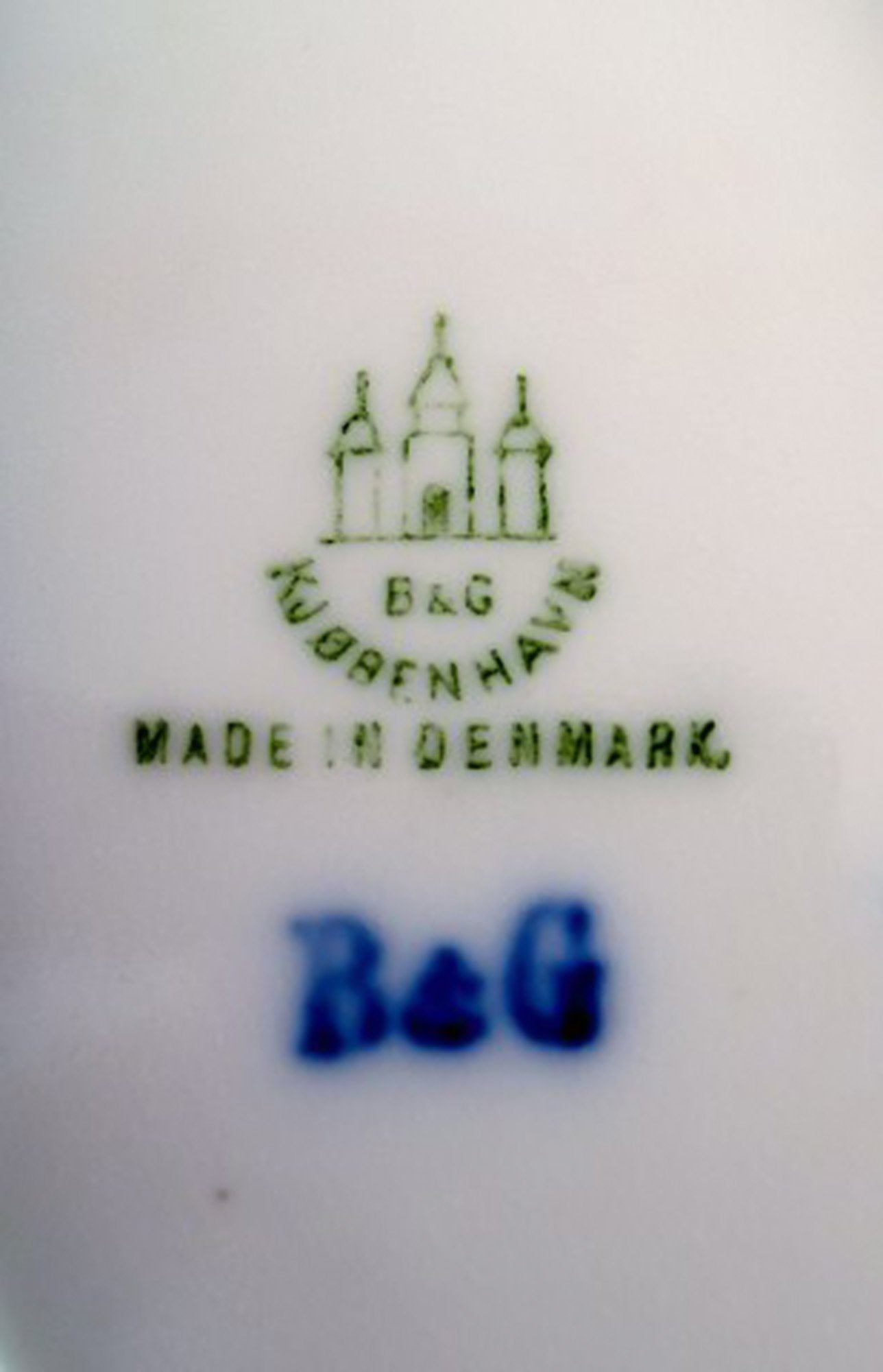 B & G Butterfly large oval platter. - 3