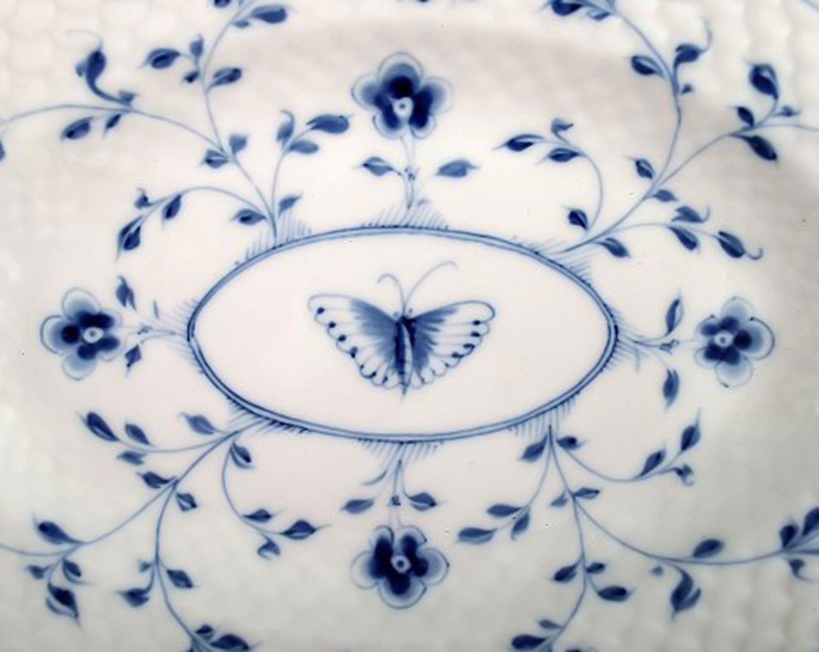 B & G Butterfly oval dish. - 2